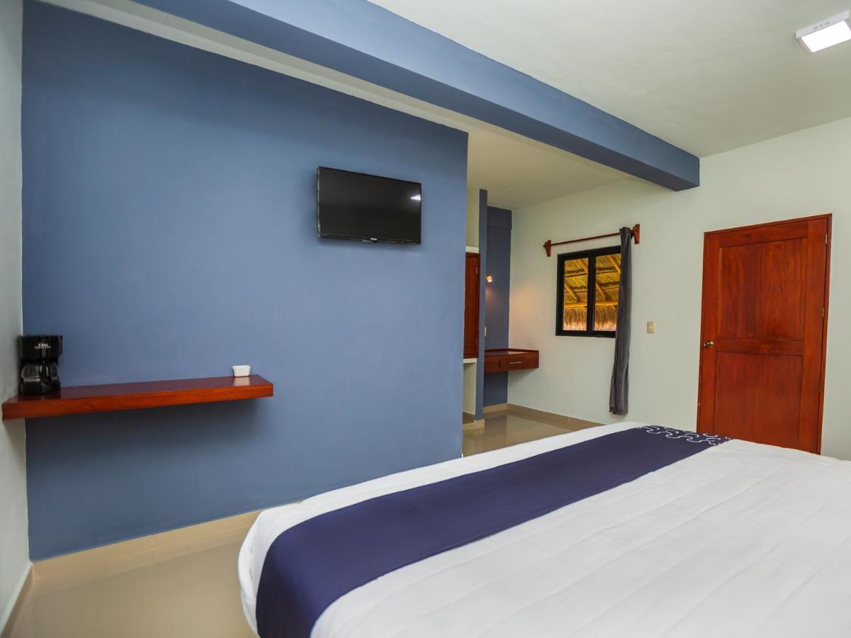Hotel Pejelagarto Bacalar Eksteriør billede