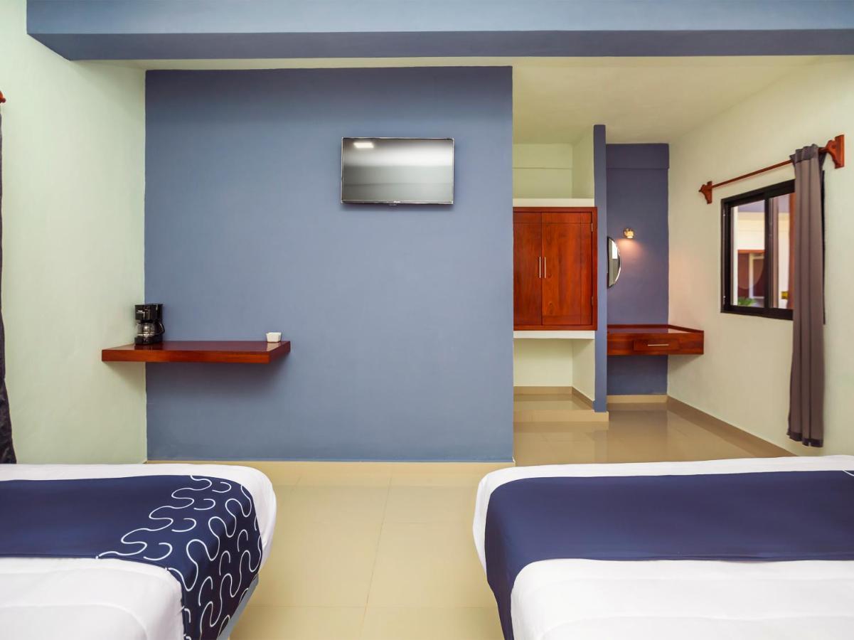 Hotel Pejelagarto Bacalar Eksteriør billede